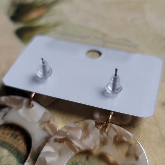 Earrings - Picture 2 of 2